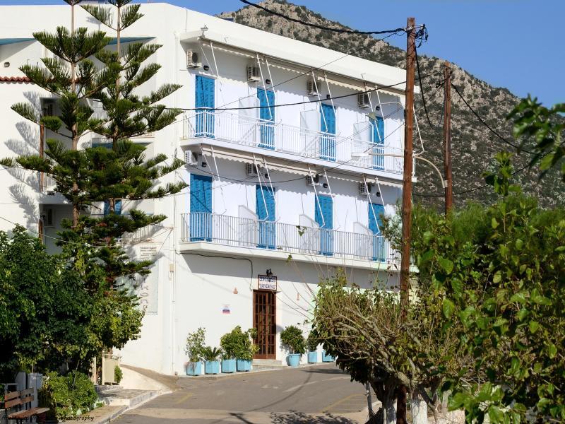 Paraskevas Boutique Hotel Tirós Exteriör bild