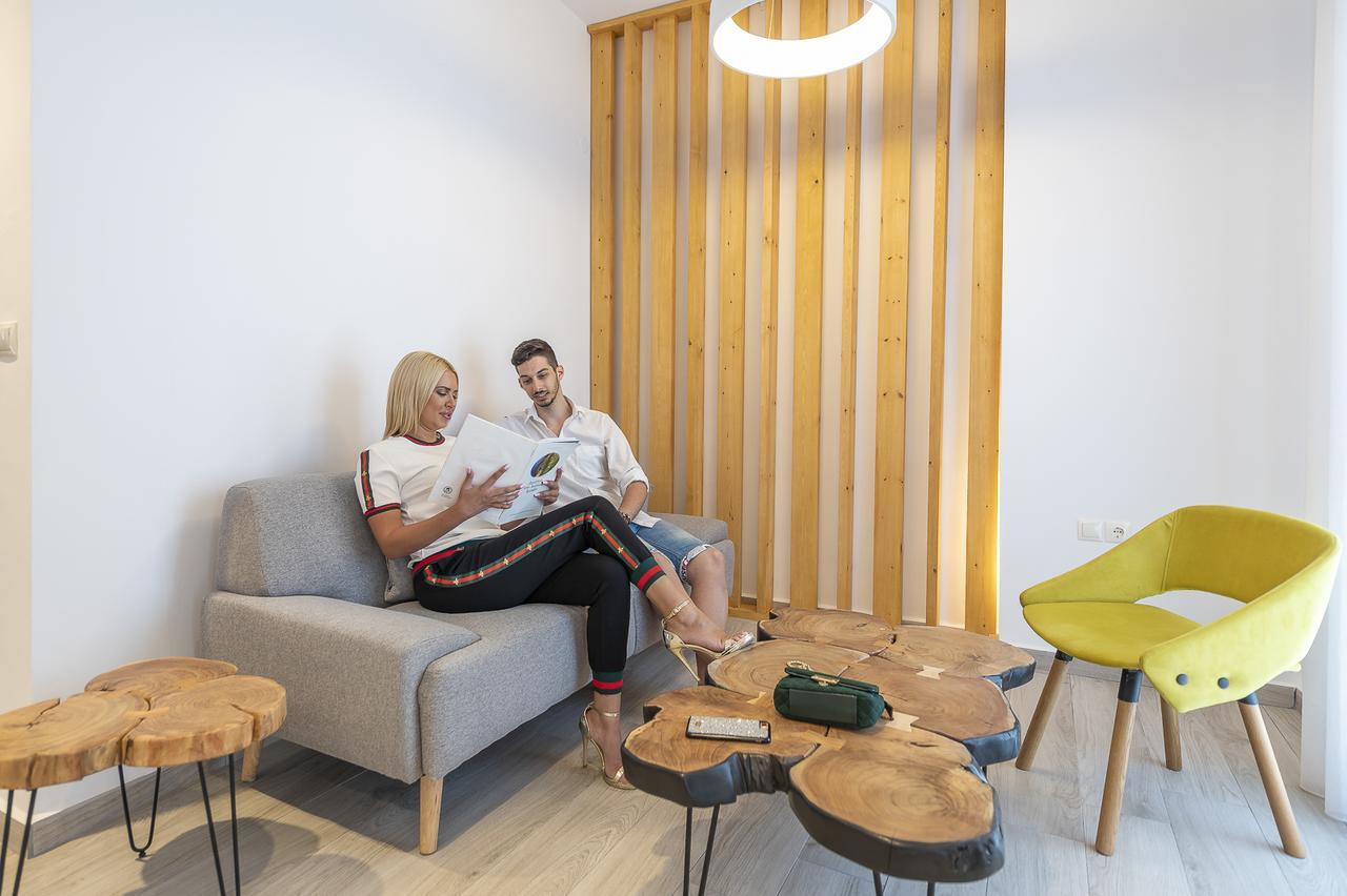 Paraskevas Boutique Hotel Tirós Exteriör bild